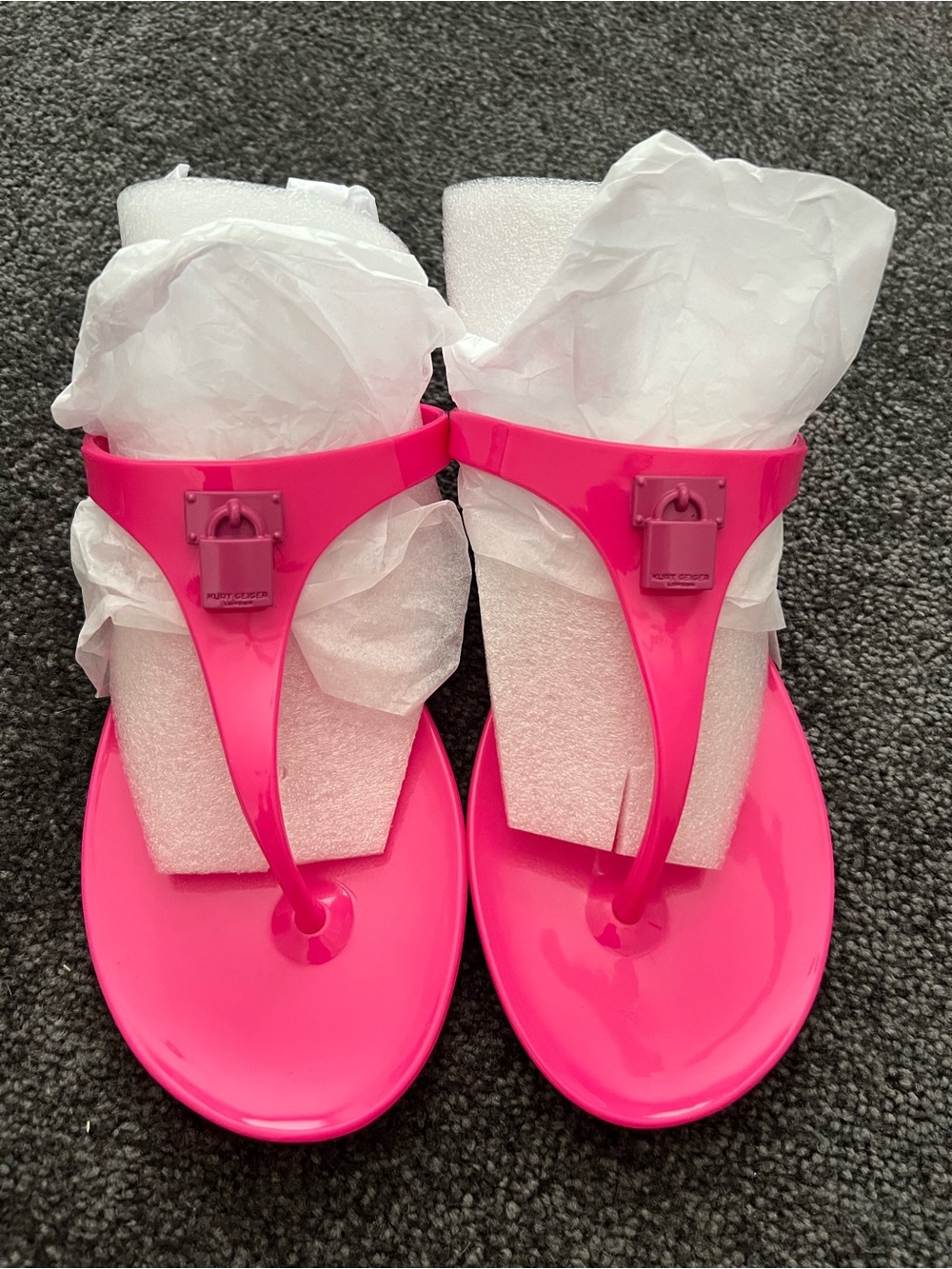 Kurt Geiger Neon Pink Brixton Jelly Sandal Flip Flops Women’s Size 8 NIB
